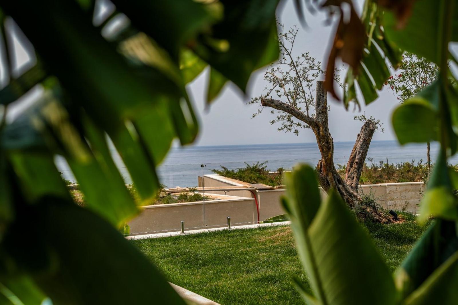 Drymades Inn Resort Dhermi Ngoại thất bức ảnh