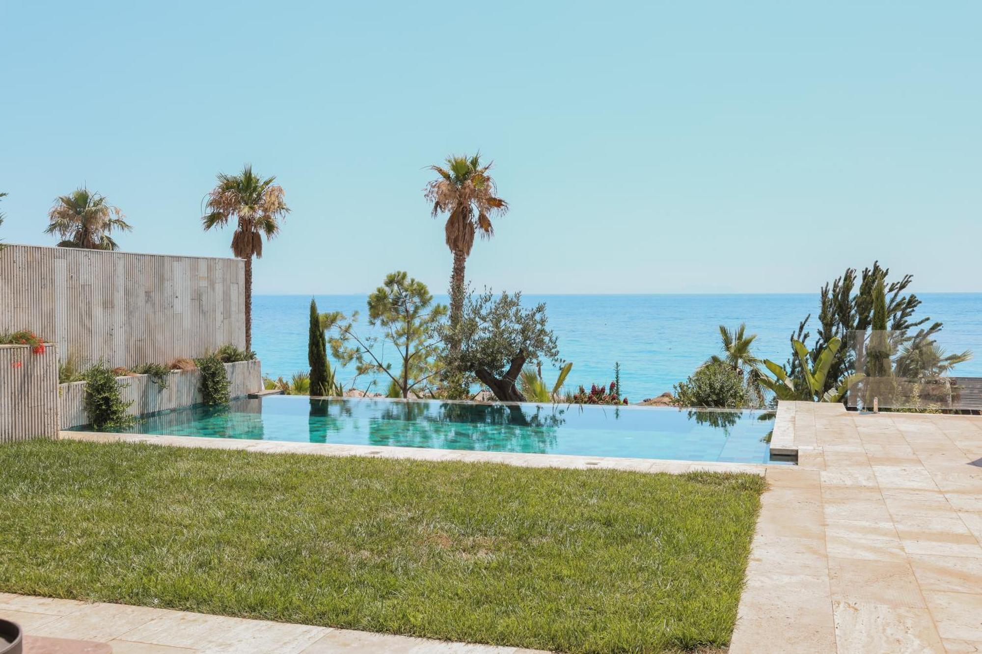 Drymades Inn Resort Dhermi Ngoại thất bức ảnh